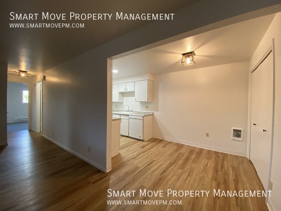 2557 W Targee St - Photo 6 of 19