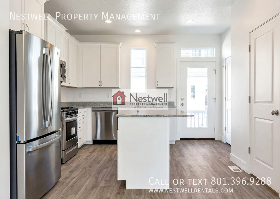 7946 S 5440 W - Photo 4 of 30