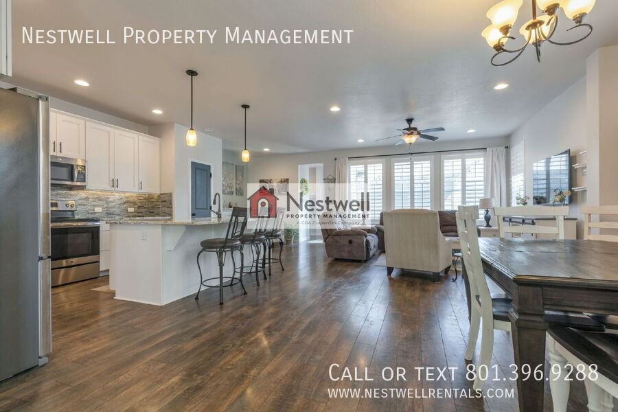 5073 W Split Rock Dr - Photo 4 of 32