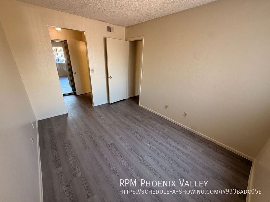 825 S River Dr #146 - Photo 6 of 41