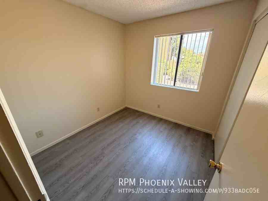 825 S River Dr #146 - Photo 7 of 41
