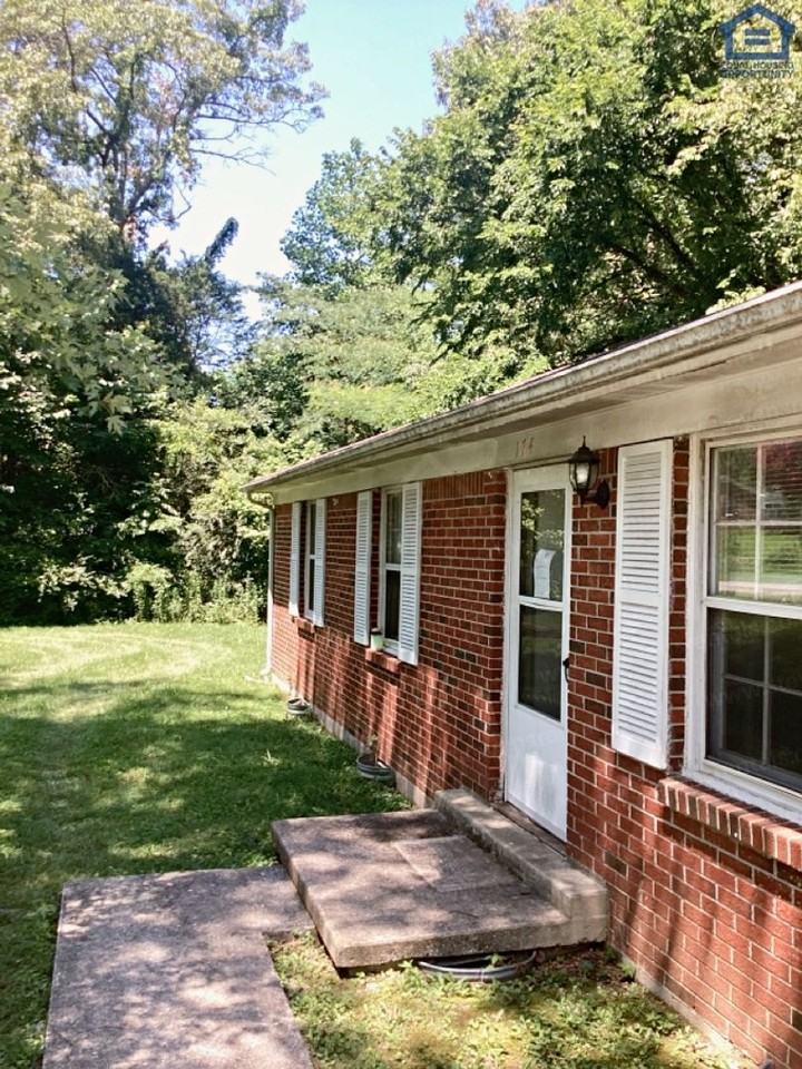 174 Long Meadow Dr - Photo 4 of 23