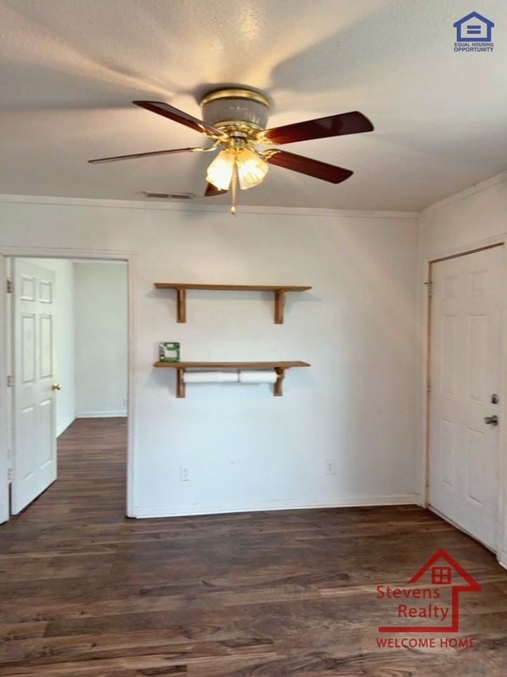3617 Rogers Rd - Photo 6 of 20