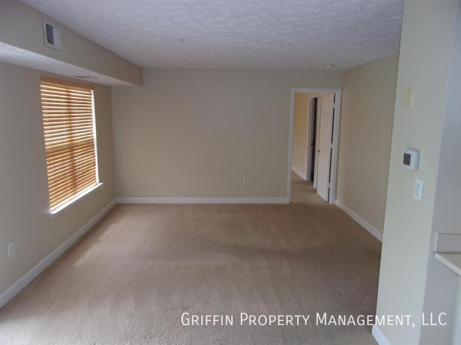 6600 Saint Ignatius Dr #301 - Photo 5 of 10