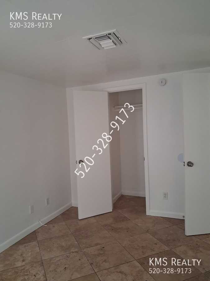 4107 E Los Robles St - Photo 6 of 24