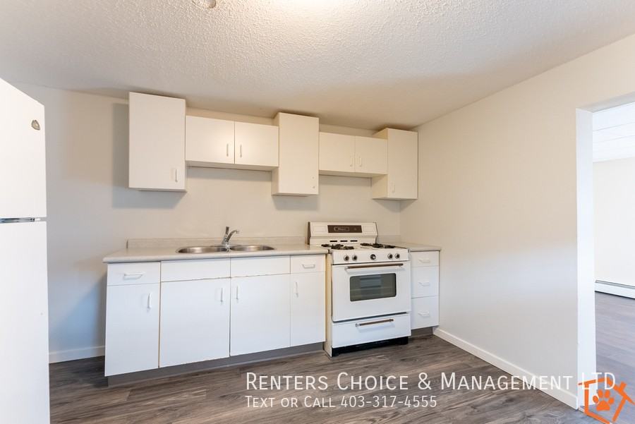 306A 7 Ave S - Photo 3 of 11