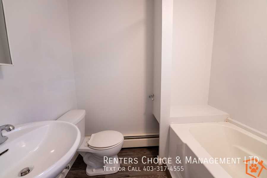 306A 7 Ave S - Photo 6 of 11