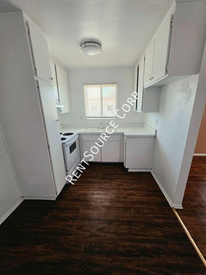38616 Larkin Ave #4 - Photo 5 of 17