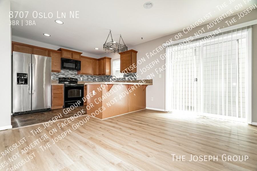 8707 Oslo Ln Ne - Photo 6 of 23