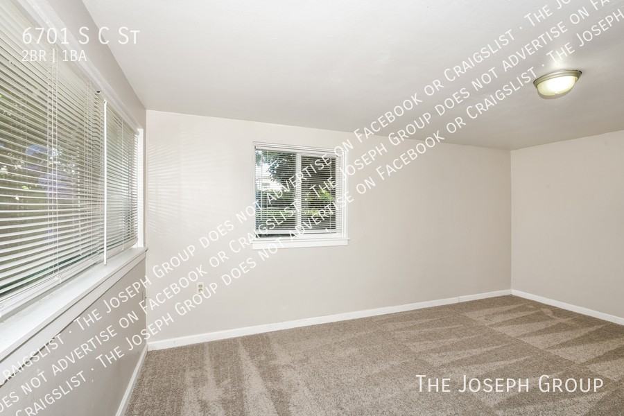 6701 S C St - Photo 4 of 12
