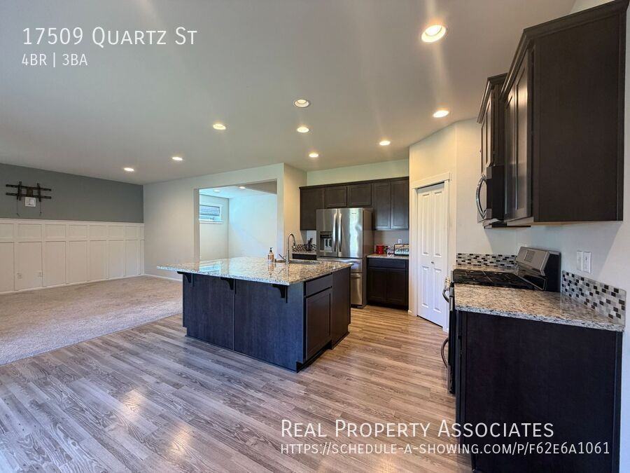 17509 Quartz St - Photo 7 of 22