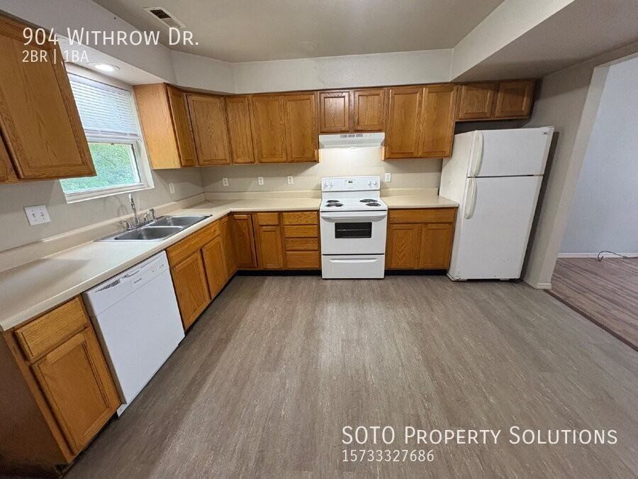 904 Withrow Dr - Photo 6 of 9