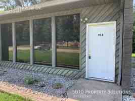 featured image of 914 Withrow Dr