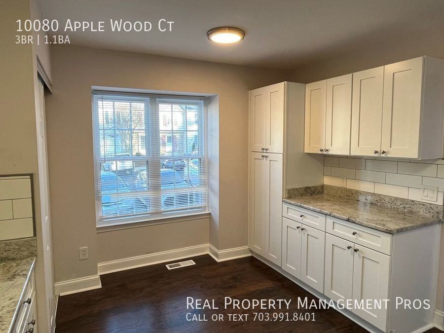 10080 Apple Wood Ct - Photo 5 of 22