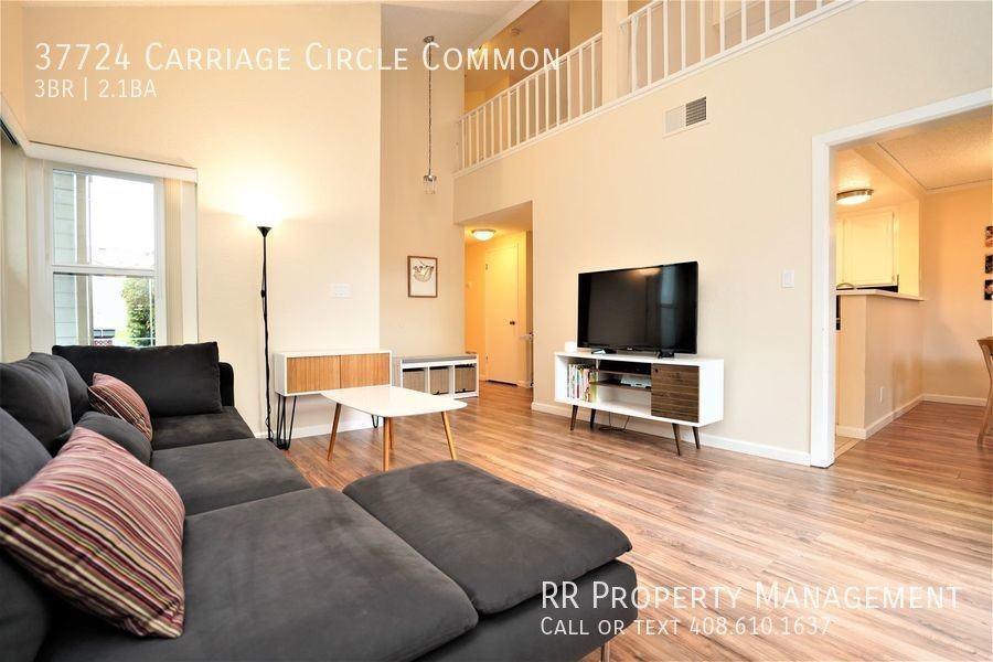 37724 Carriage Circle Cmn - Photo 4 of 18