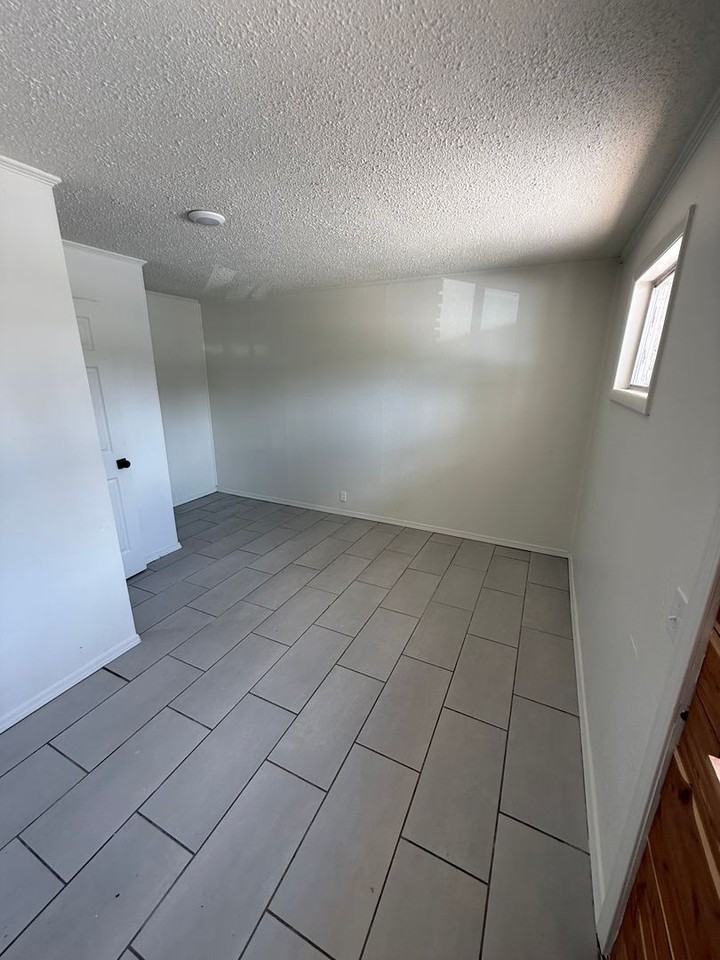 Highland Grove - Photo 4 of 17