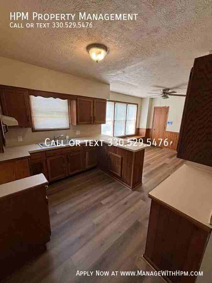 1134 Bellflower Ave #1 - Photo 6 of 11