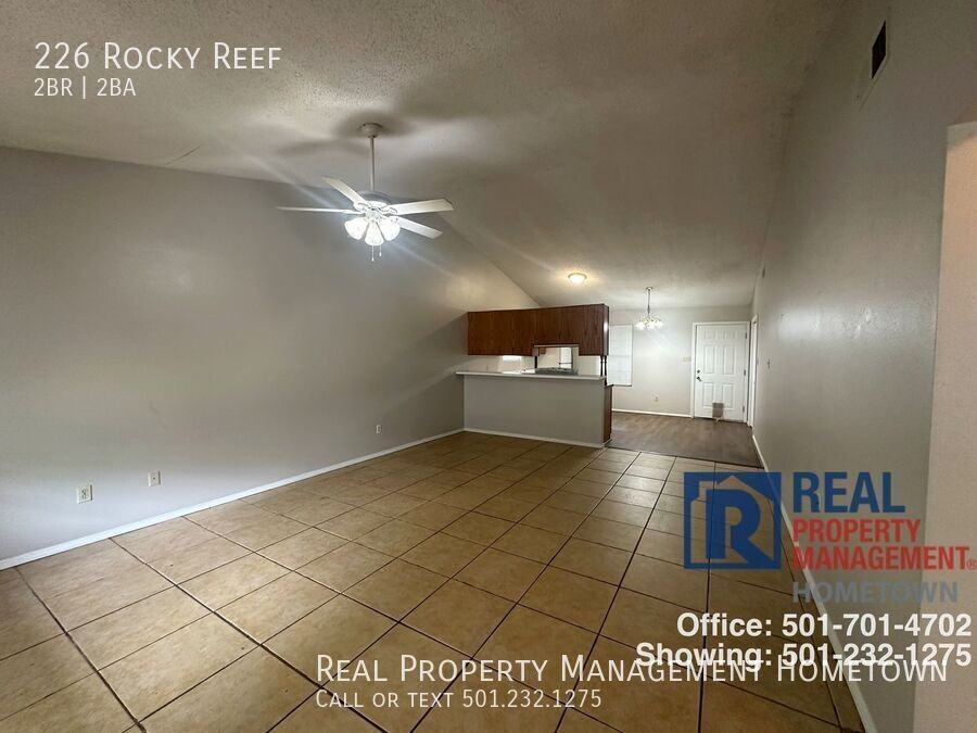 226 Rockyreef Cir - Photo 2 of 19