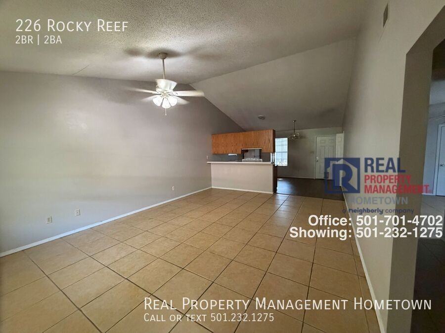 226 Rockyreef Cir - Photo 3 of 19