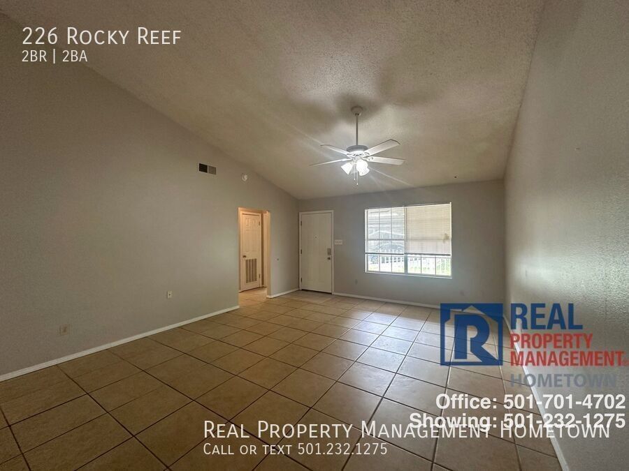226 Rockyreef Cir - Photo 4 of 19