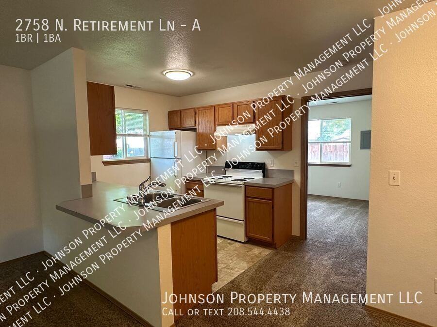 2758 N Retirement Ln #A - Photo 2 of 10