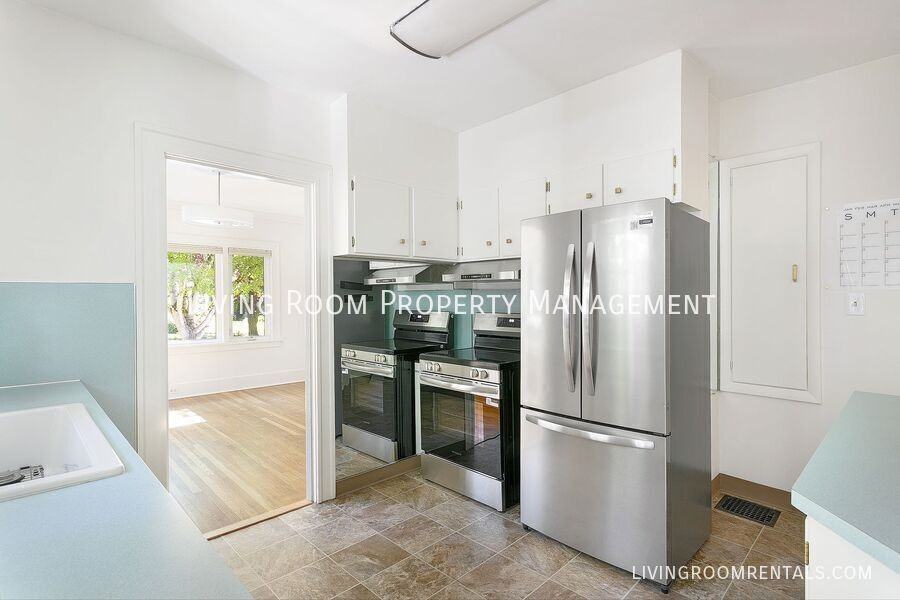 3639 Ne 25th Ave - Photo 6 of 15