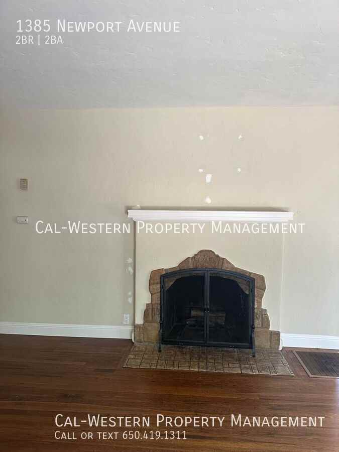 1385 Newport Ave - Photo 5 of 50