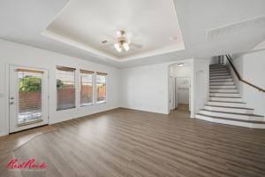 featured image of 3304 W Palomar