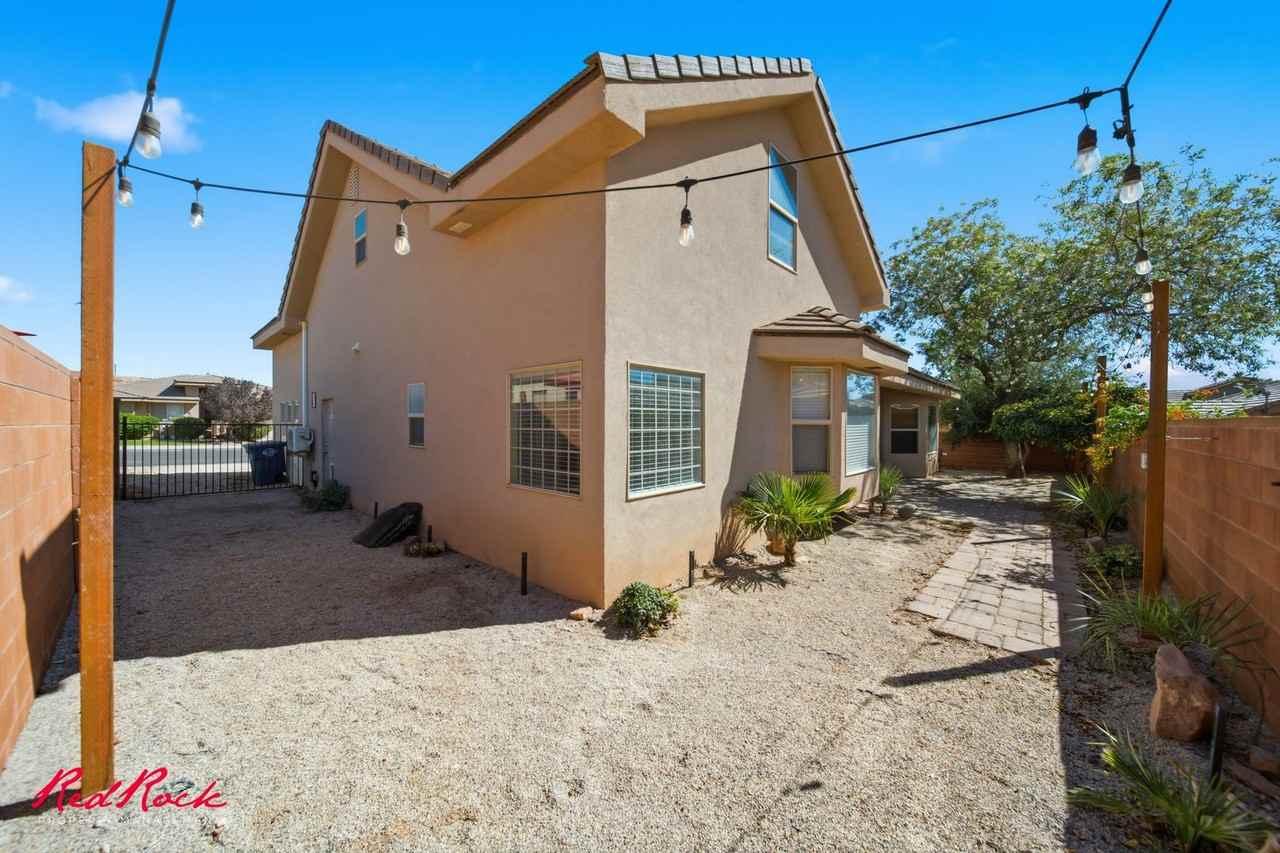 3304 W Palomar - Photo 4 of 41
