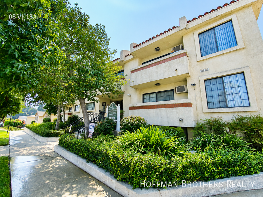 5105 Inglewood Blvd #210 - Photo 3 of 7