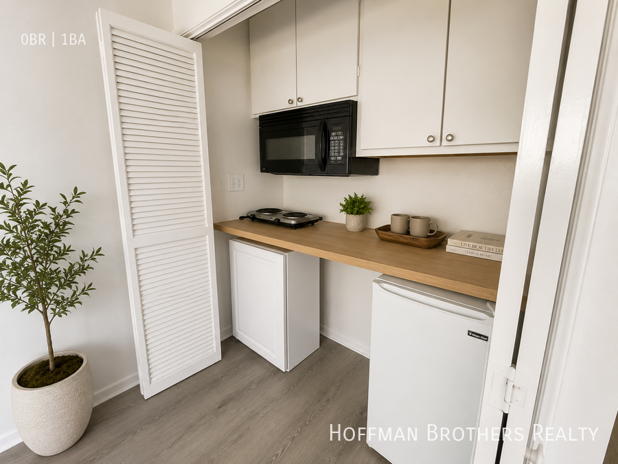 5105 Inglewood Blvd #210 - Photo 4 of 7