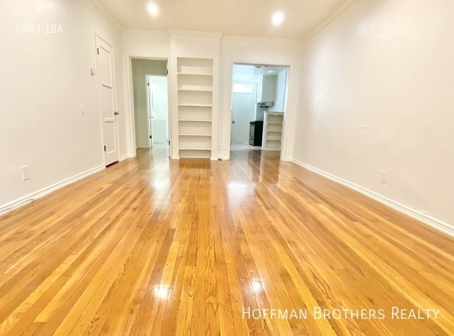 512 N Normandie Ave #4 - Photo 2 of 7