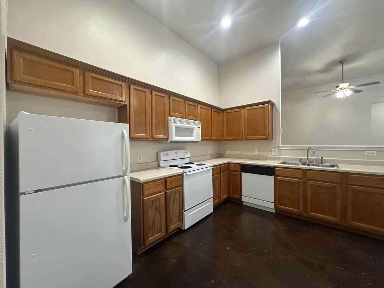 5731 Golf Hts #1 - Photo 6 of 20