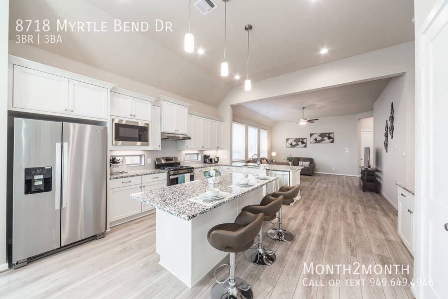 8718 Myrtle Bend Dr - Photo 3 of 28