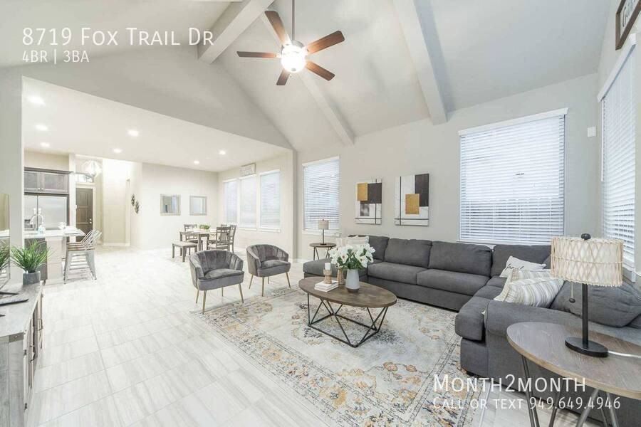8719 Fox Trail Dr - Photo 2 of 25