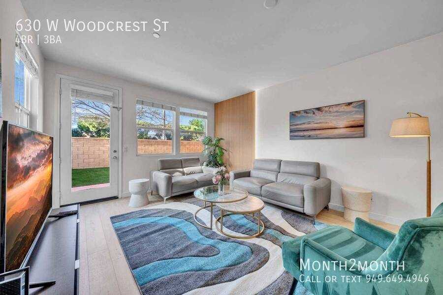 630 W Woodcrest St - Photo 3 of 50