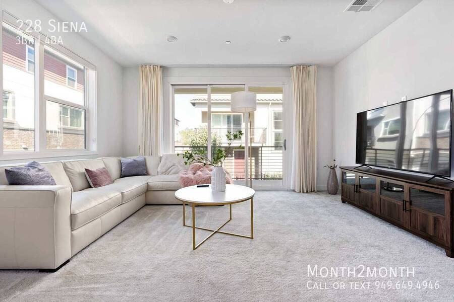 228 Siena - Photo 2 of 21