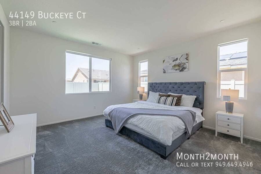 44149 Buckeye Ct - Photo 4 of 34