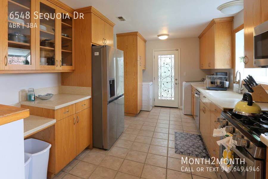 6548 Sequoia Dr - Photo 7 of 37