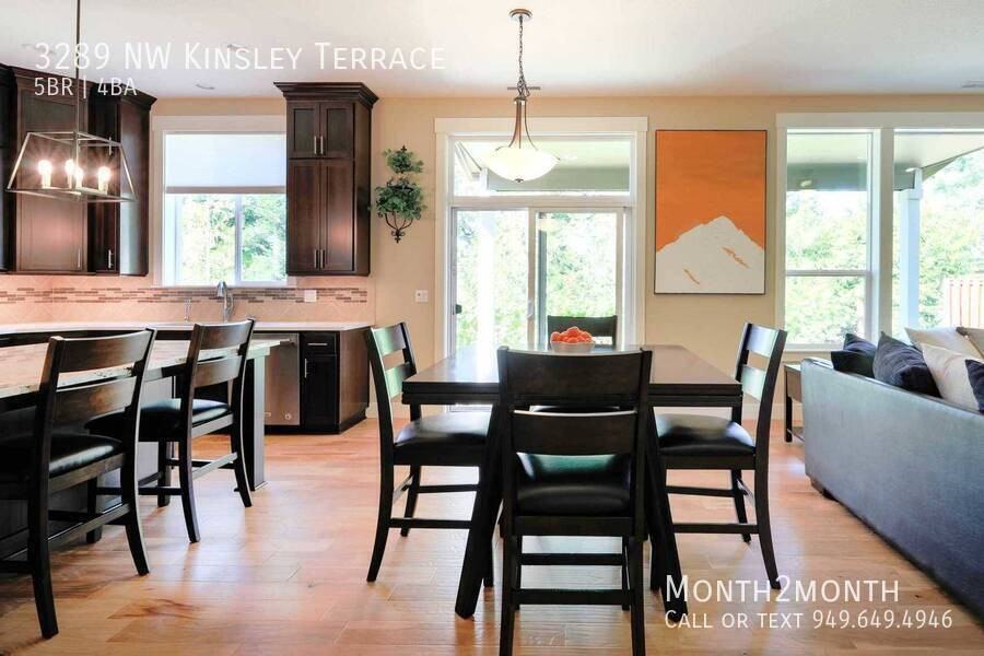 3289 Nw Kinsley Ter - Photo 7 of 39