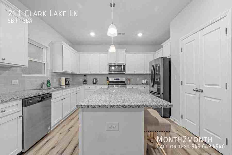 211 Clark Lake Ln - Photo 5 of 41