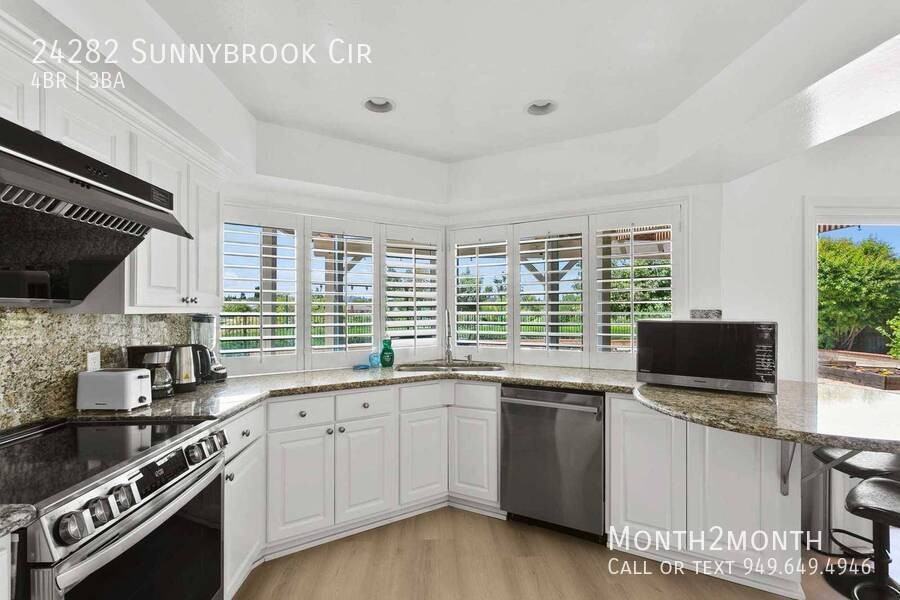 24282 Sunnybrook Cir - Photo 7 of 34