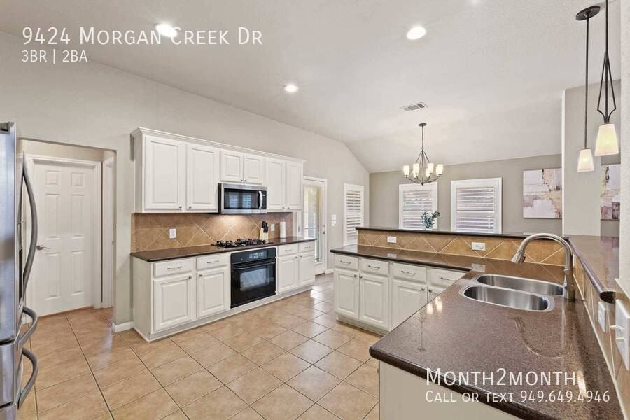 9424 Morgan Creek Dr - Photo 7 of 32