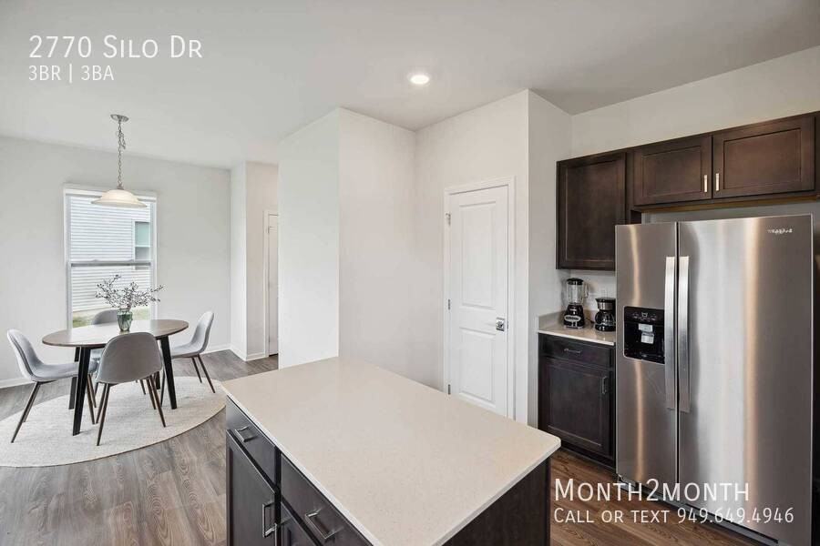 2770 Silo Dr - Photo 6 of 29