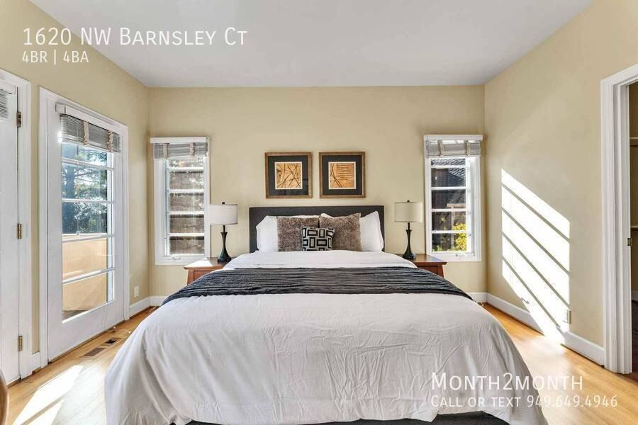 1620 Nw Barnsley Ct - Photo 4 of 35