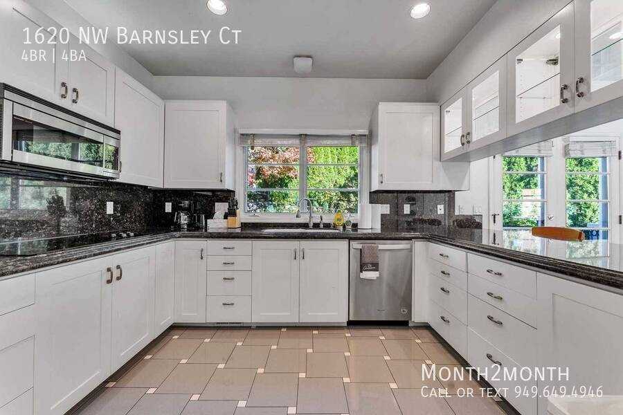 1620 Nw Barnsley Ct - Photo 7 of 35
