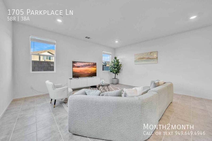 Parkplace Ln - Photo 3 of 32