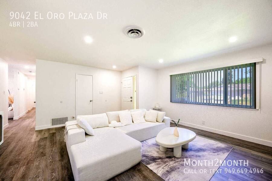 9042 El Oro Plaza Dr - Photo 3 of 43