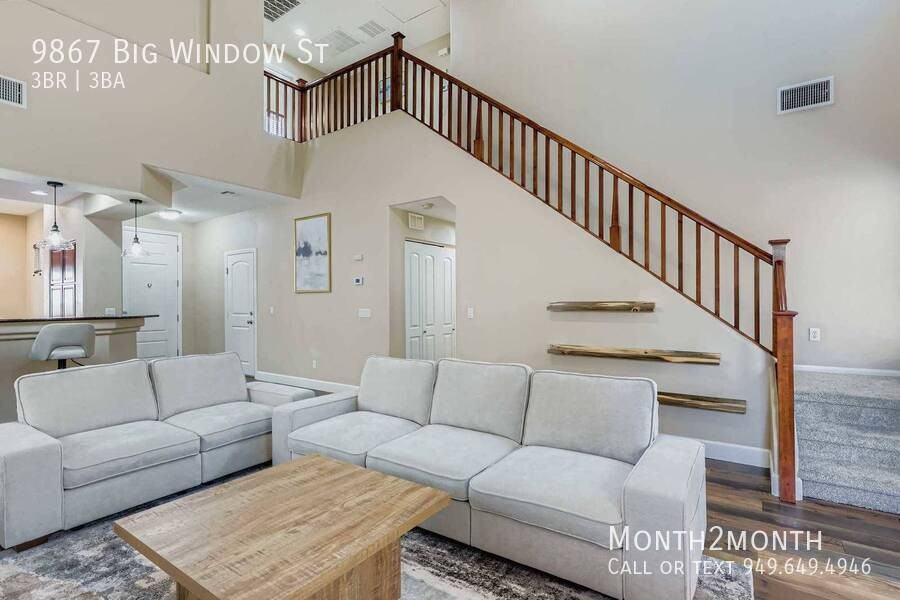 9867 Big Window St - Photo 4 of 48