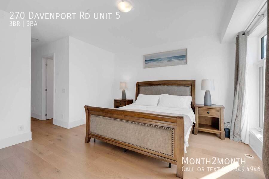 270 Davenport Rd Unit 5 - Photo 4 of 42